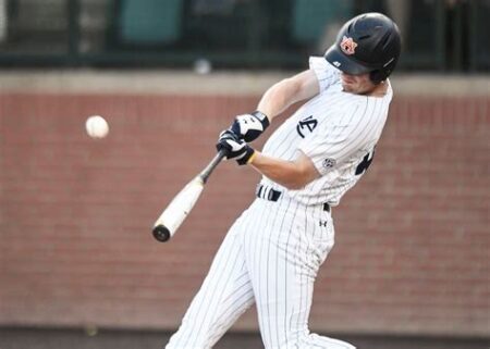 College baseball scores auburn