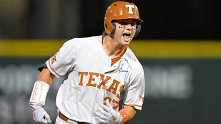 Ncaa college baseball live scores