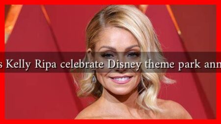 How does Kelly Ripa celebrate Disney theme park anniversaries