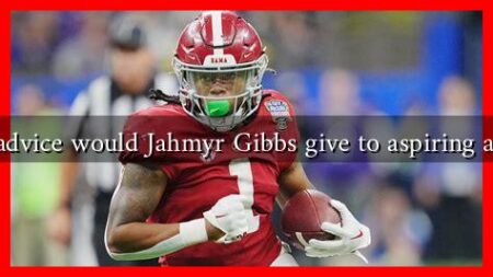 What advice would Jahmyr Gibbs give to aspiring athletes