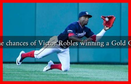 What are the chances of Victor Robles winning a Gold Glove award