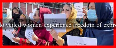 How do veiled women experience freedom of expression?