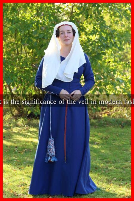 What is the significance of the veil in modern fashion?